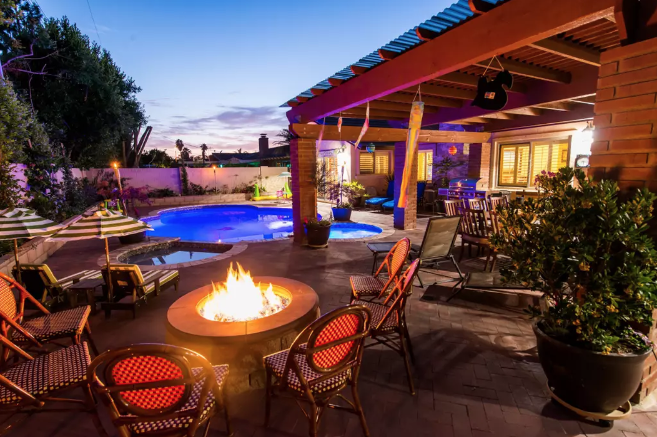 Best Airbnbs Near Disneyland (Anaheim, CA)